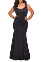 Load image into Gallery viewer, La Femme Plus Size Dress Style 28975
