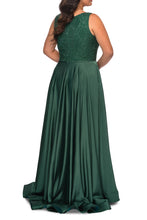 Load image into Gallery viewer, La Femme Plus Size Dress Style 29004