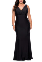 Load image into Gallery viewer, La Femme Plus Size Dress Style 29016