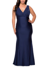 Load image into Gallery viewer, La Femme Plus Size Dress Style 29016