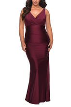 Load image into Gallery viewer, La Femme Plus Size Dress Style 29028