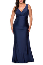 Load image into Gallery viewer, La Femme Plus Size Dress Style 29028