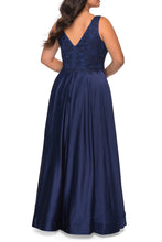 Load image into Gallery viewer, La Femme Plus Size Dress Style 29039