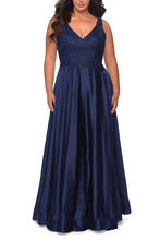 Load image into Gallery viewer, La Femme Plus Size Dress Style 29039