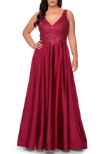 Load image into Gallery viewer, La Femme Plus Size Dress Style 29039