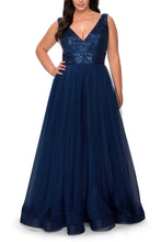 Load image into Gallery viewer, La Femme Plus Size Dress Style 29045