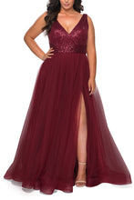 Load image into Gallery viewer, La Femme Plus Size Dress Style 29045