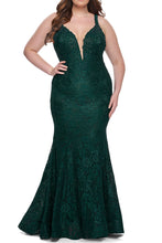 Load image into Gallery viewer, La Femme Plus Size Dress Style 29052
