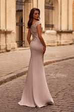 Load image into Gallery viewer, La Femme Mother Of The Bride Style 29331
