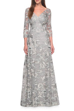 Load image into Gallery viewer, La Femme Mother Of The Bride Style 30062