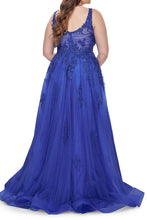 Load image into Gallery viewer, La Femme Plus Size Dress 31383