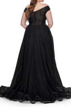 Load image into Gallery viewer, La Femme Plus Size Dress 32204
