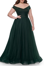 Load image into Gallery viewer, La Femme Plus Size Dress 32204