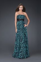 Load image into Gallery viewer, La Femme Style 15914