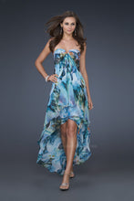 Load image into Gallery viewer, La Femme Prom Dress Style 16917