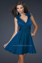 Load image into Gallery viewer, La Femme Homecoming Dress Style 17044