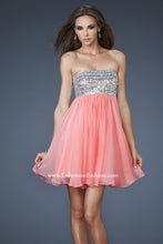 Load image into Gallery viewer, La Femme Homecoming Dress Style 18063