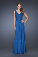 Load image into Gallery viewer, La Femme Mother of the Bride Dress Style 19179