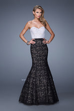 Load image into Gallery viewer, La Femme Prom Dress Style 21027