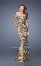 Load image into Gallery viewer, La Femme Prom Dress Style 21155
