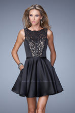 Load image into Gallery viewer, La Femme Homecoming Dress Style 21297