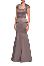 Load image into Gallery viewer, La Femme Mother of the Bride Dress Style 21666