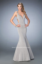 Load image into Gallery viewer, La Femme Prom Style 22631