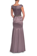 Load image into Gallery viewer, La Femme Mother of the Bride Dress Style 23020