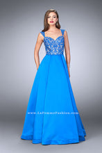 Load image into Gallery viewer, La Femme Gigi Prom Dress Style 24147