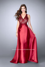 Load image into Gallery viewer, La Femme Gigi Prom Dress Style 24492