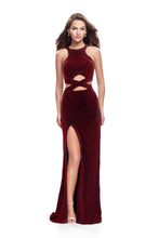 Load image into Gallery viewer, La Femme Prom Dress Style 25422