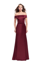 Load image into Gallery viewer, La Femme Prom Dress Style 25579