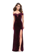 Load image into Gallery viewer, La Femme Prom Dress Style 25591