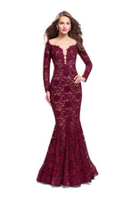 Load image into Gallery viewer, La Femme Prom Dress Style 25607