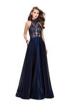 Load image into Gallery viewer, La Femme Prom Dress Style 25617