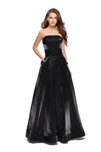 Load image into Gallery viewer, La Femme Prom Dress Style 25638
