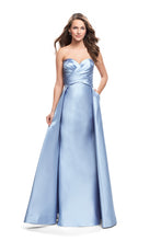 Load image into Gallery viewer, La Femme Prom Dress Style 25738