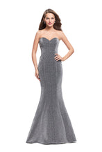 Load image into Gallery viewer, La Femme Prom Dress Style 25811
