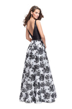 Load image into Gallery viewer, La Femme Prom Dress Style 25976