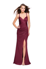 Load image into Gallery viewer, La Femme Prom Dress Style 26036