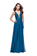 Load image into Gallery viewer, La Femme Gigi Prom Dress Style 26061