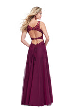Load image into Gallery viewer, La Femme Prom Dress Style 26082
