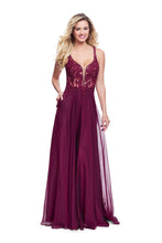 Load image into Gallery viewer, La Femme Prom Dress Style 26082