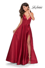 Load image into Gallery viewer, La Femme Prom Style 28628