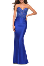 Load image into Gallery viewer, La Femme Prom Dress 30720
